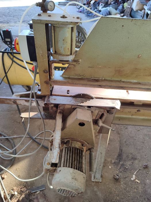ръчна машина за рязане на фурнир 3100мм.
