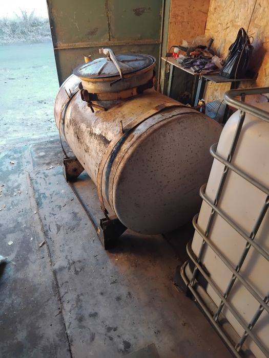 Емкость алюминиевая