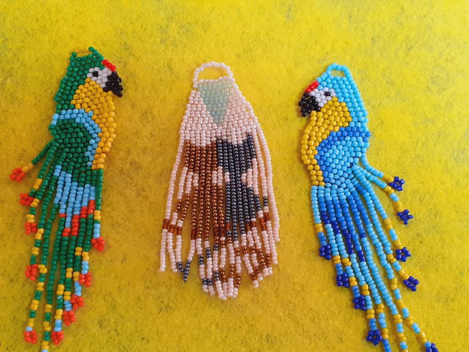 Украшения из бисера, подарки любимым