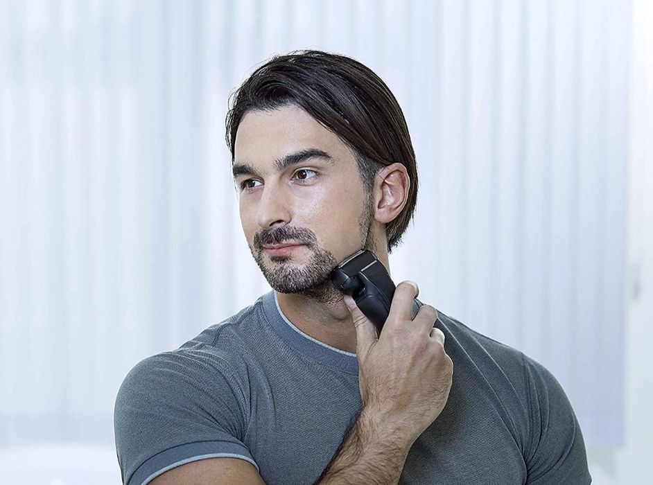 НОВ!Panasonic ES-RT37 Мокро и сухо акумулаторна електрическа самобръсн