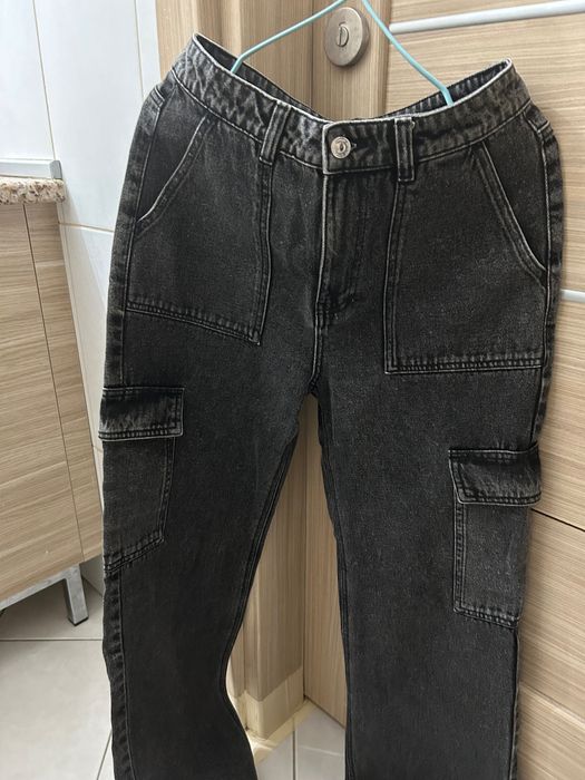 Черно-серые джинсы