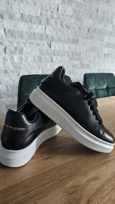 Pantofi sport Alexander McQueen damă – piele naturală, negri, purtați