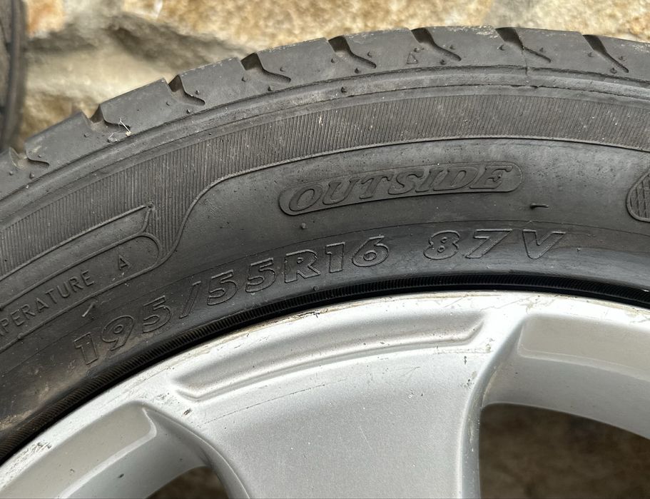 Джанти с гуми 16 цола / VW / Audi / Skoda / Seat/195 55 16 лети джанти