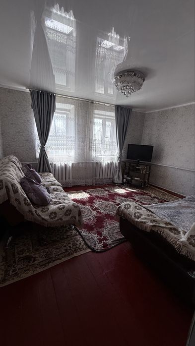 Срочна! Күршімде 4 бөлмелі үй сатылады!!!