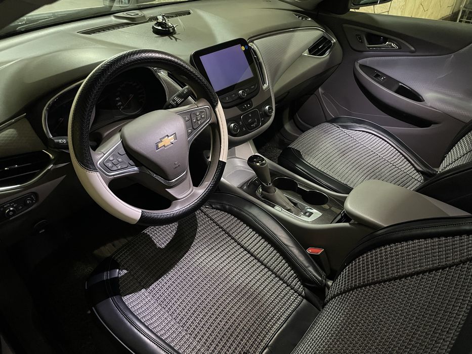 Malibu 2 Turbo LT