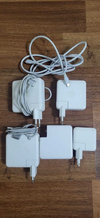 Încărcătoare laptop diverse modele