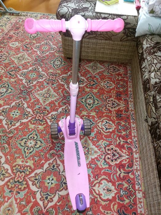 Продам самокат SCOOTER