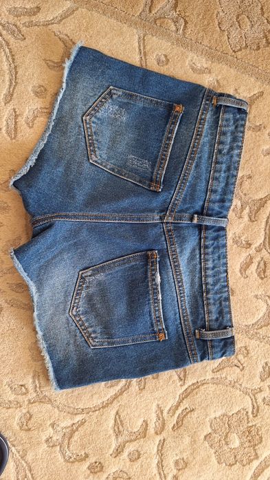 Pantaloni scurti Pimkie marimea 34