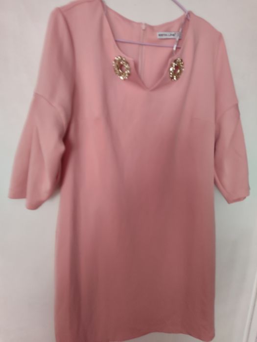 Разгрузка гардероба ,платья,юбки.