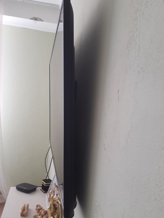 Продам Телевизор LG