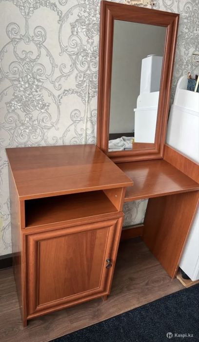 Продам тумбу в хорошем состоянии