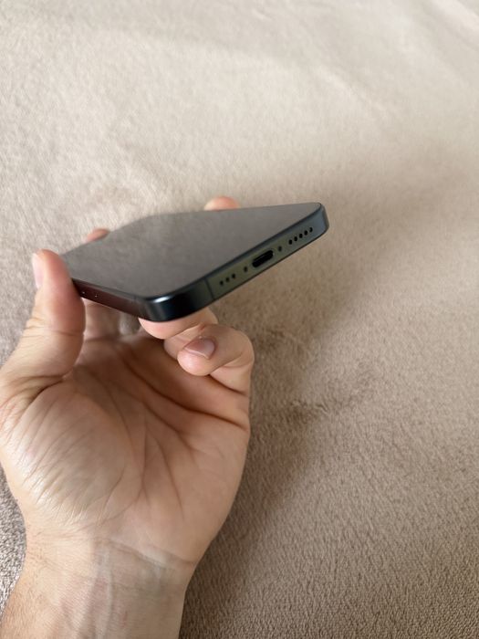 Iphone 16 pro 128GB Black Titanium