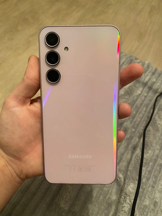 Продам телефон самсунг А35 128гб