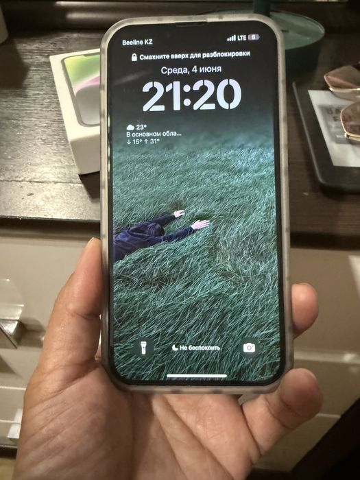 Срочно продам Айфон 14