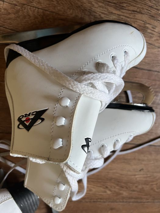 Коньки детское б/у