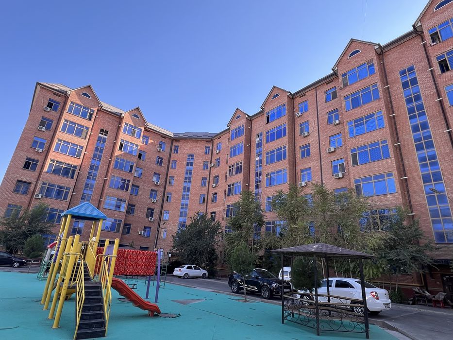 Ижарага берилади. Ширин автосалон олдидаги Зарафшон доми 2 хонали