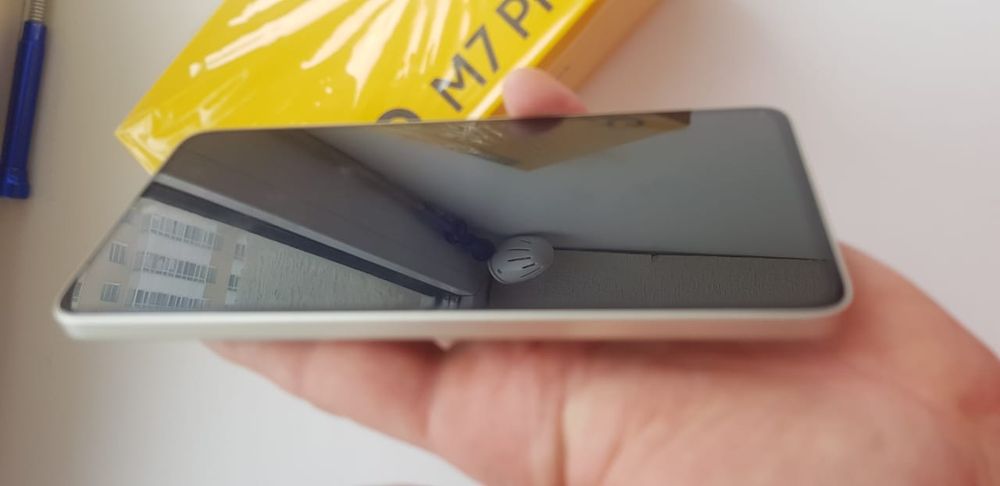 Продам Poco M7 pro 5G новая
