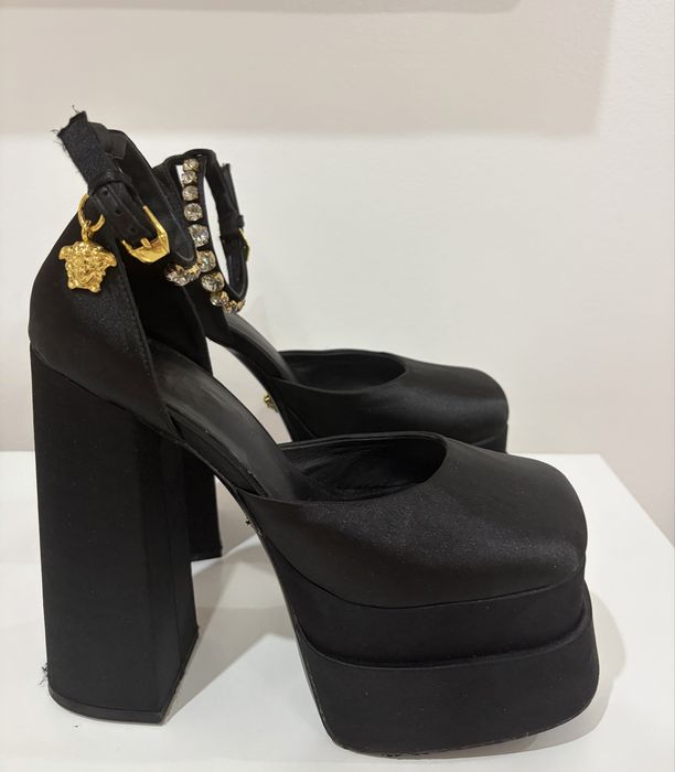 Sandale Versace Medusa Aevitas 37 impecabile