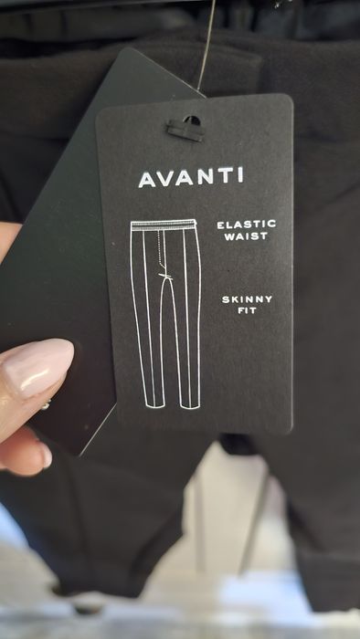 Нов дамски панталон Mango