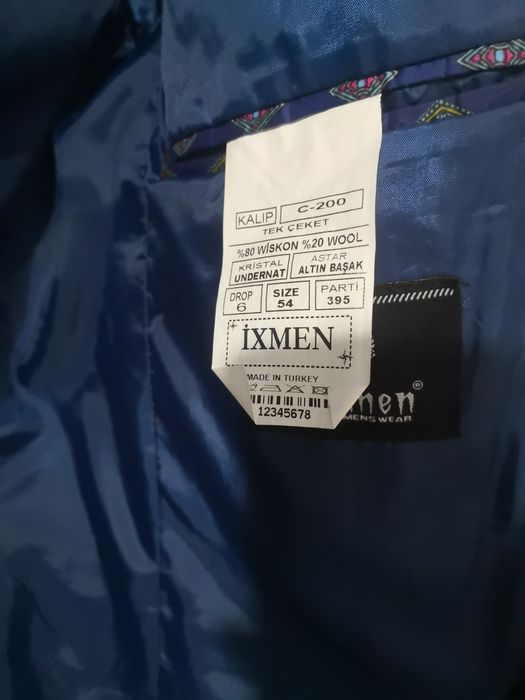 Vând sacou impecabil