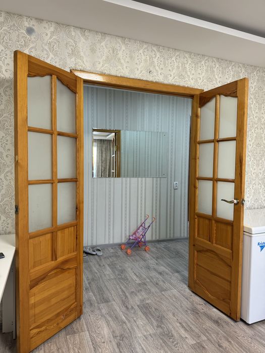 Продам двери деревянные