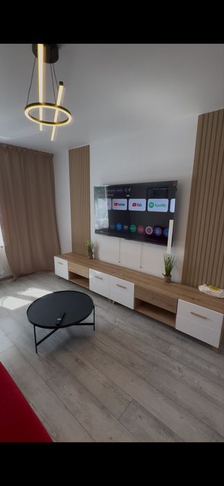 Persoana fizica inchiriez apartamen Canta