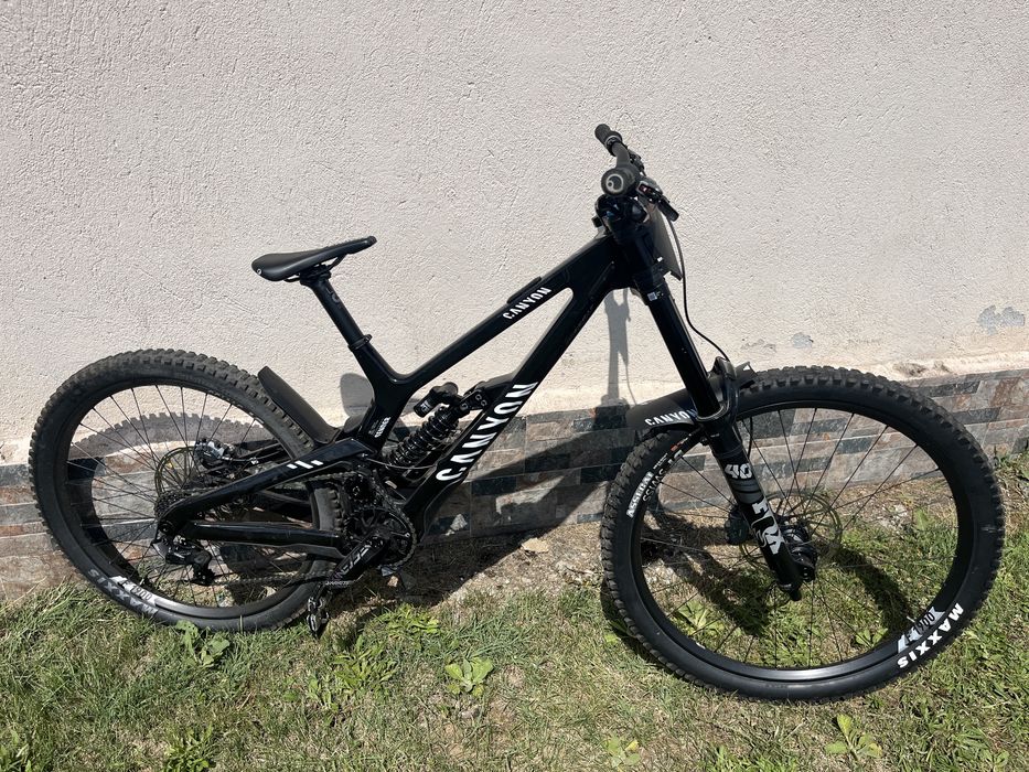 Canyon SENDER UNDERDOG 2026 S-frame  carbon 29-27.5” downhill