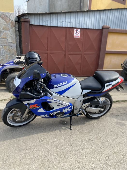 Vand sau schimb suzuki gsx-r 600