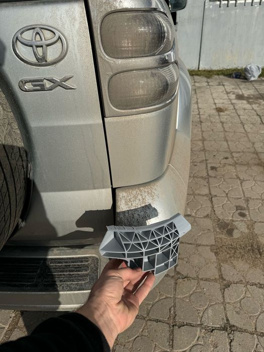 Решетка радиатора Тойота Прадо 120/gx470