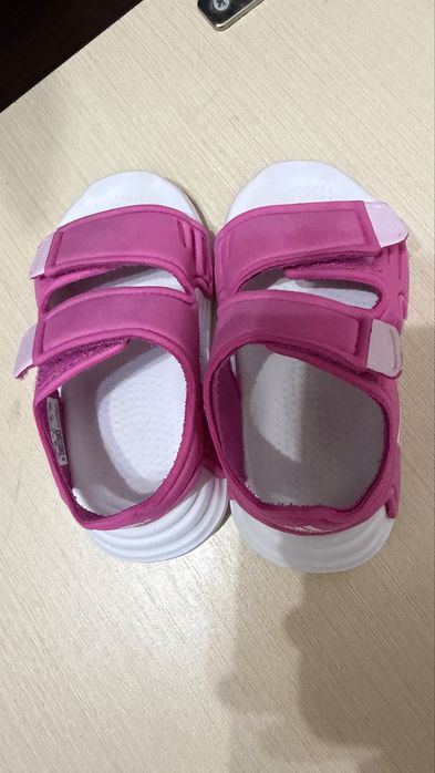 Детская обувь сандали для девочки 22 раз Adidas оригинал