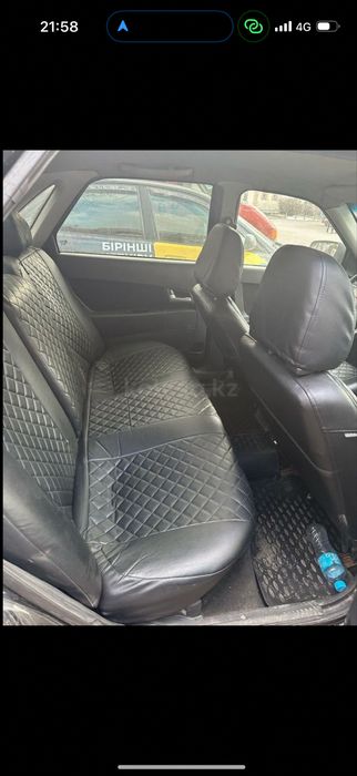 Приора люкс 2012год