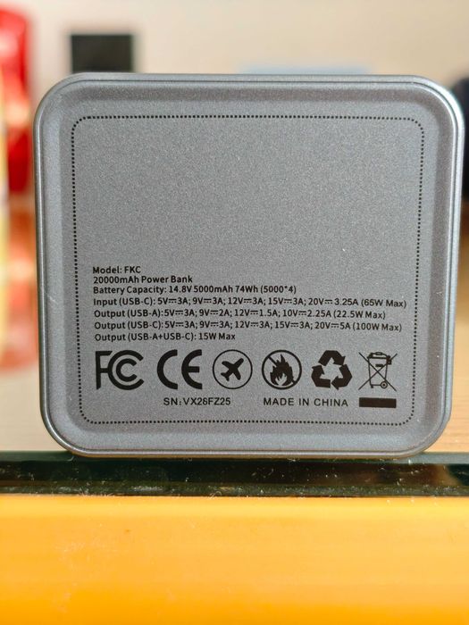 baterie externa 20000 mah,100 W