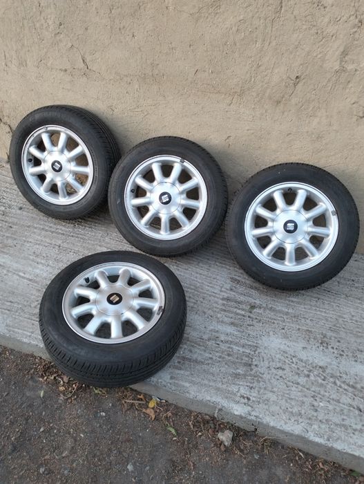 Jante aliaj Seat cu anvelope de vara