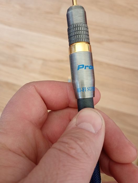 Cablu audio profesional