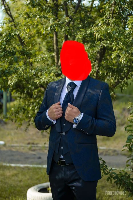Vand costum de mire