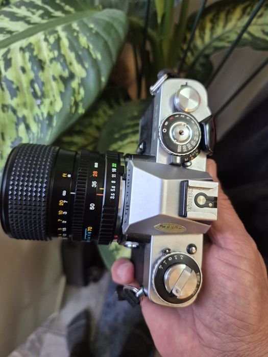 SLR Minolta XD5 cu obiectiv