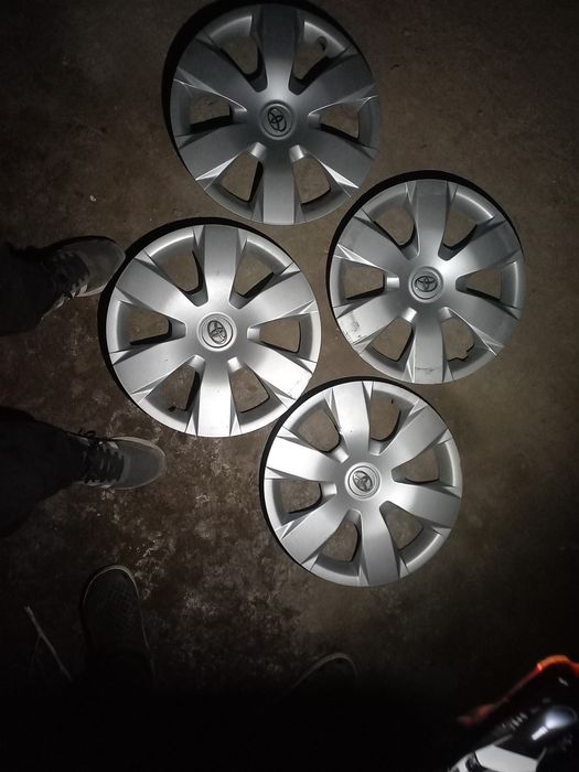колпаки на тойоту R16