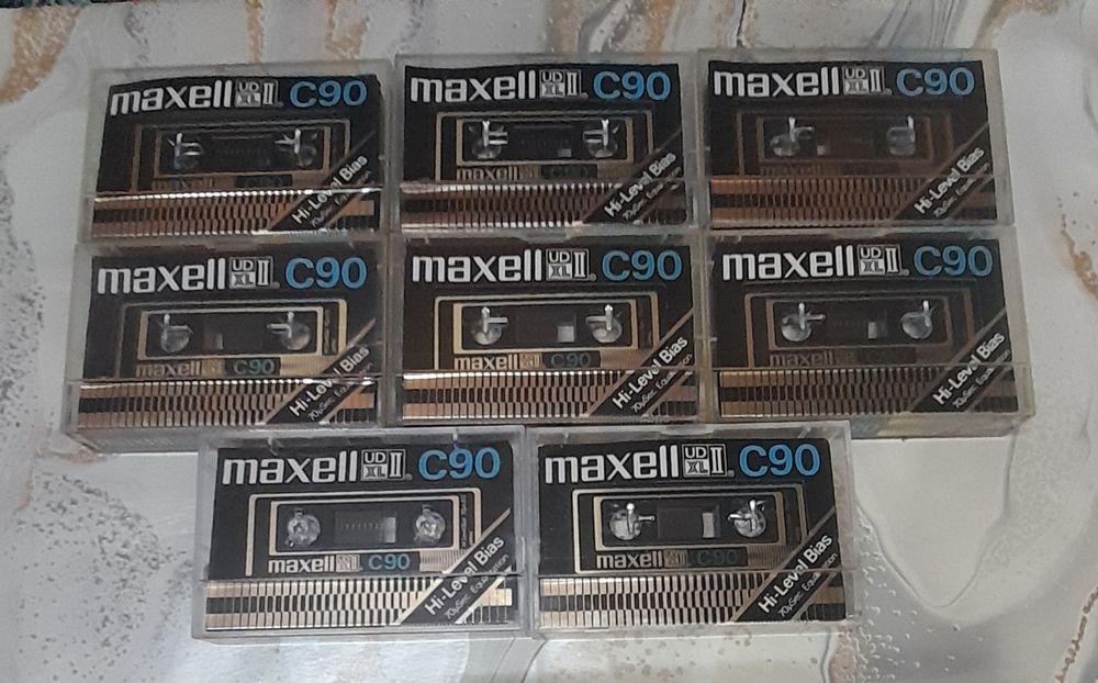Аудио касети - MAXELL UD XLII  / Златен / C - 90 мин. - хром
