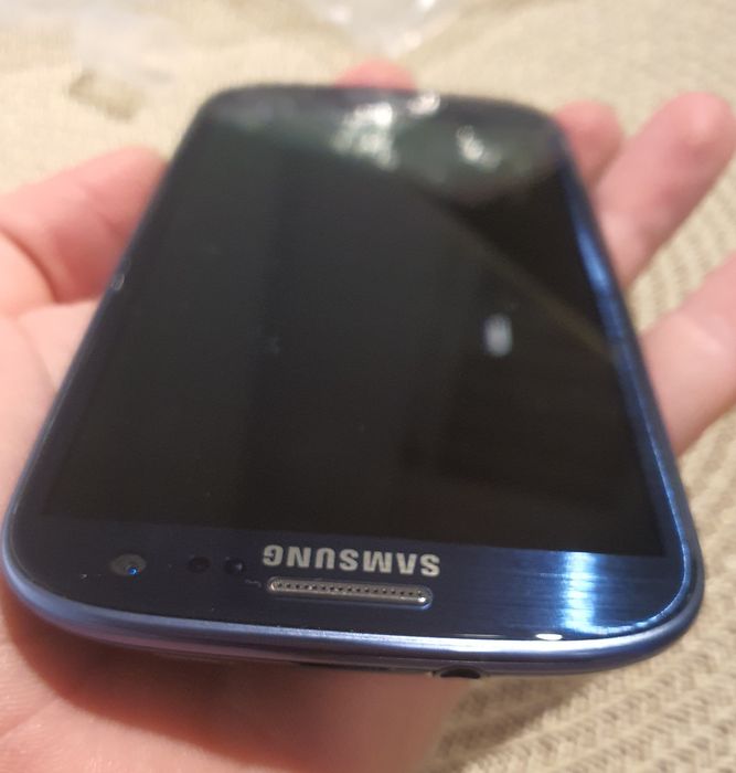 Vând Samsung S3 Neo de colectie.Pret 180 ron