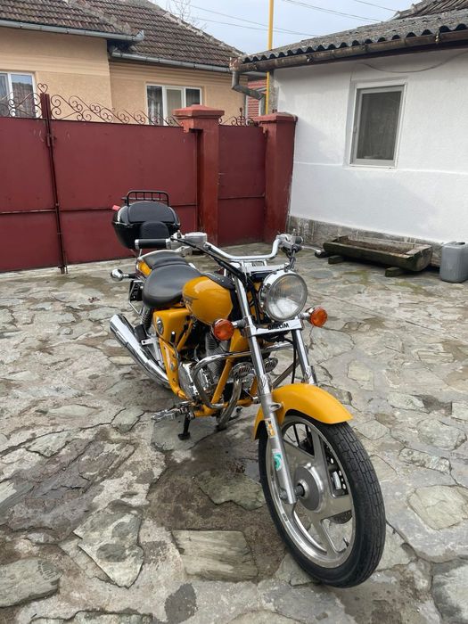 Motocicletă 125 Daelim