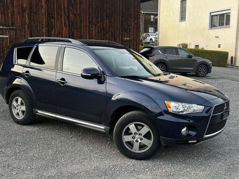 Mitsubishi Outlander 2012 facelift 2.4 benzină