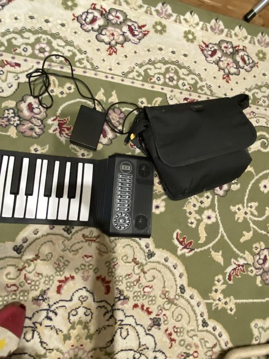 Продам Ролл Пианино