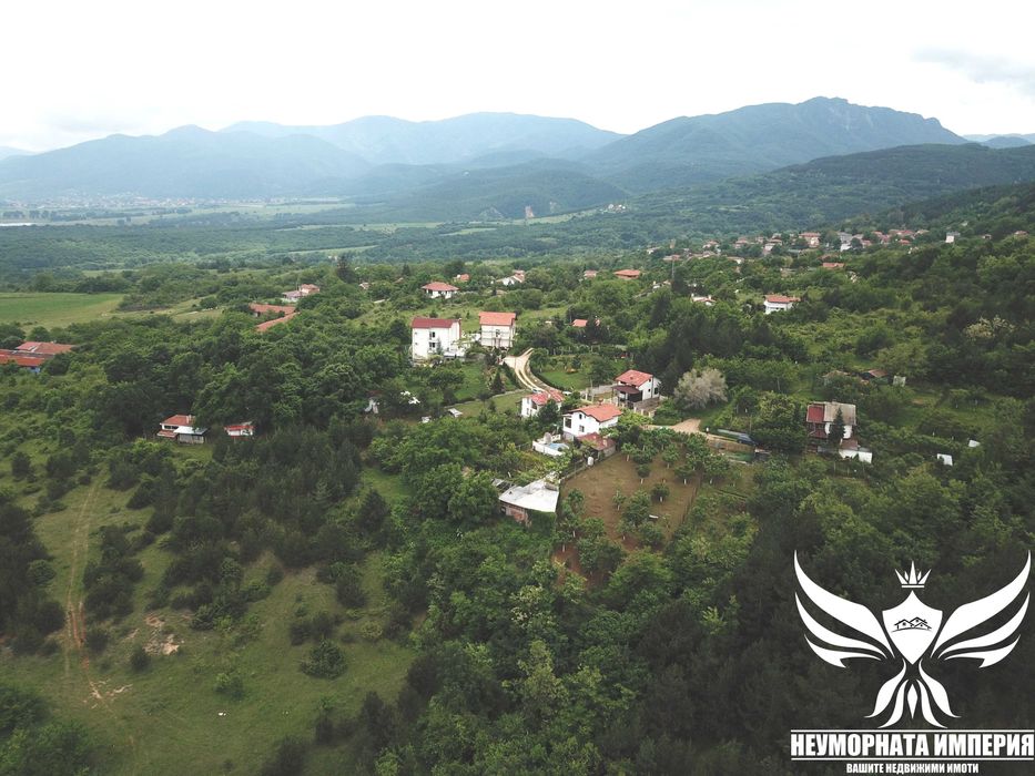 Продавам парцел 450кв.м. в село Горнослав обл.Пловдив