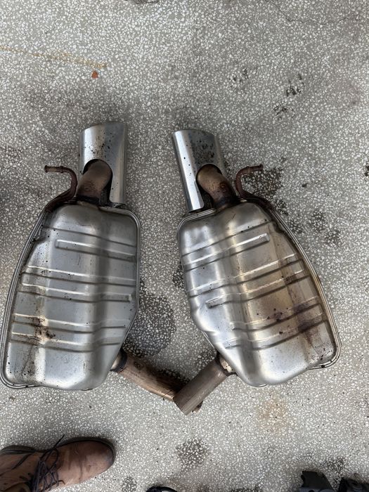 Оригинални задни гърнета за Mercedes E500 W211