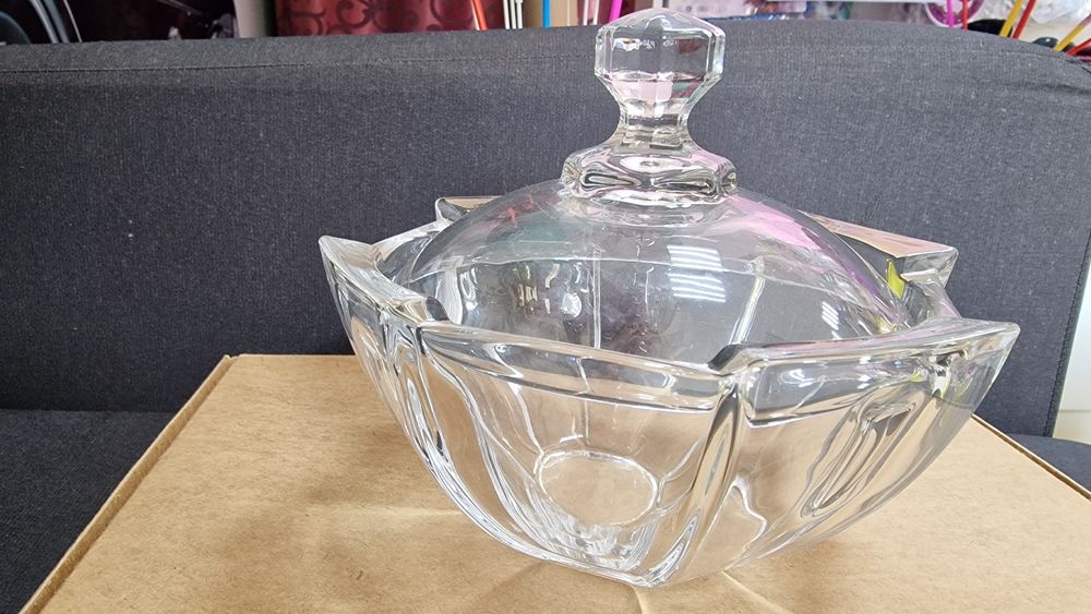 Вазочки круглые.