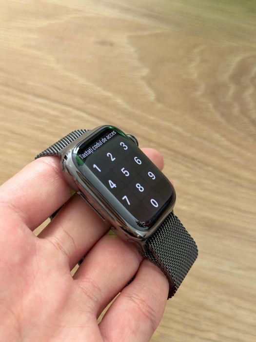 Apple Watch Series 11, 42mm, baterie 97%