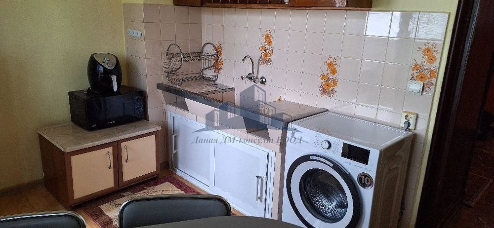 Дава се под наем Двустаен апартамент в Шумен, Болницата - 65 кв.м за 280.5 € - Снимка #1