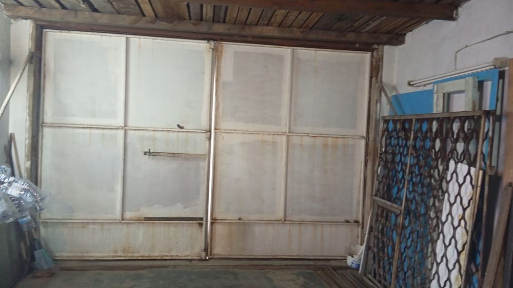 Продам гаражные ворота