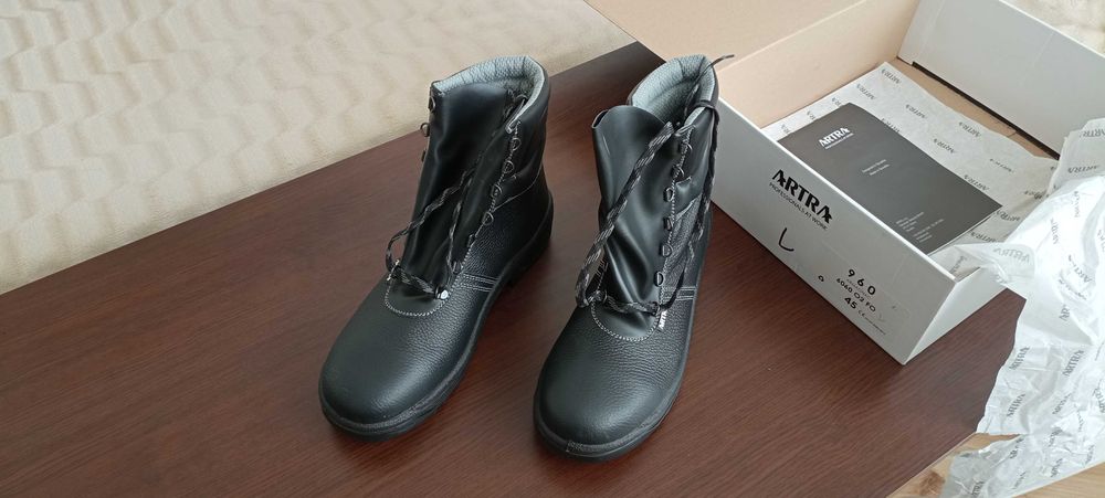 Продавам нови кубинки