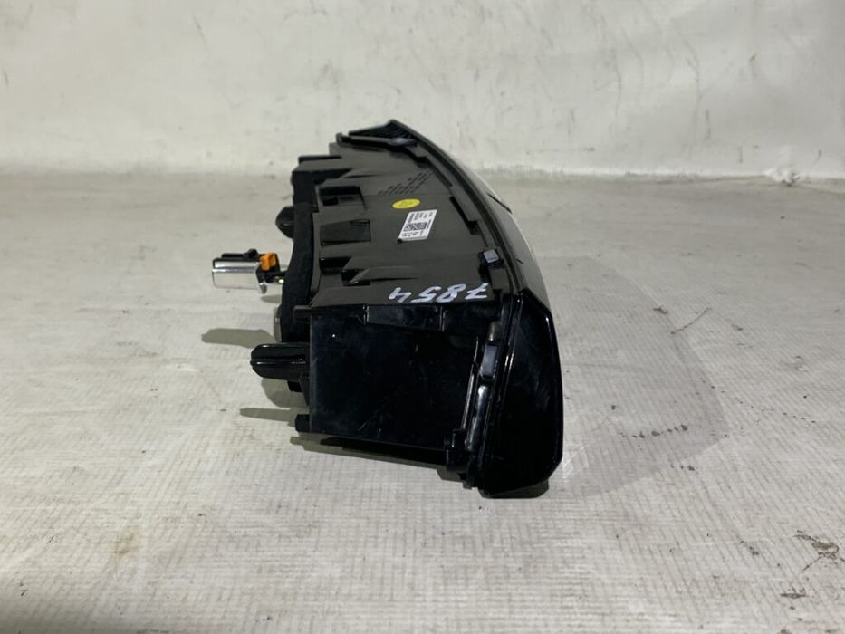 Stop dreapta spate pe hayon, Peugeot 308 GT, 2021, 2022, 2023, 2024, cod origine OE 9835300380.